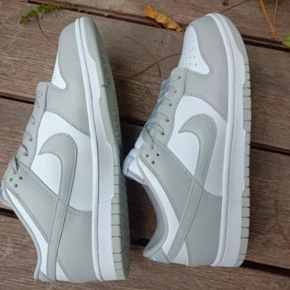Nike Dunk Low Retro Grey Fog Women's Sneakers - Picture 3 of 5